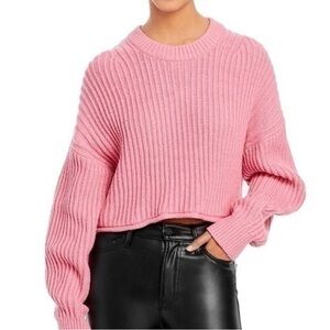 Chic Pink Ribbed Knit Sweater
